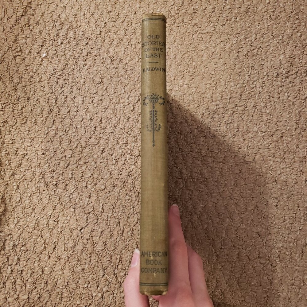 Antique religious themed book set - Picture 5 of 12